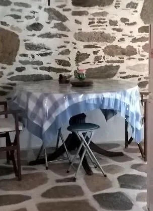 別荘 παλιό κελάρι σε πέτρινο σπίτι